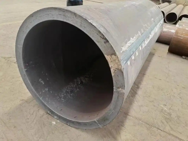 新泰30CrMo大口径无缝钢管